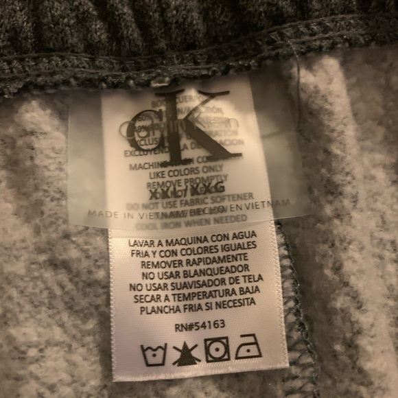 Calvin Klein Men’s Jogger Sweatpants 2XL Charcoal Gray pockets & ankle cuff EUC - Picture 2 of 9